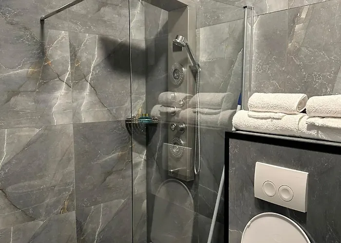 Santorini Gæstehus Maasbree