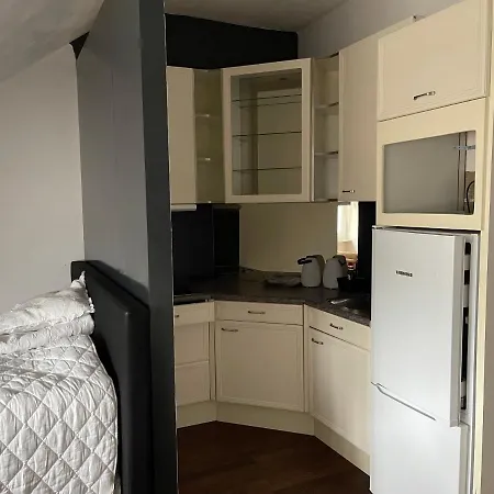 Гостевой дом Santorini Maasbree